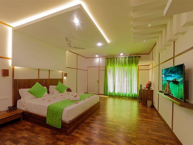 Dream Coconut Villa Resort Мунар Екстериор снимка